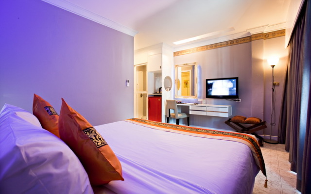 C&N Hotel