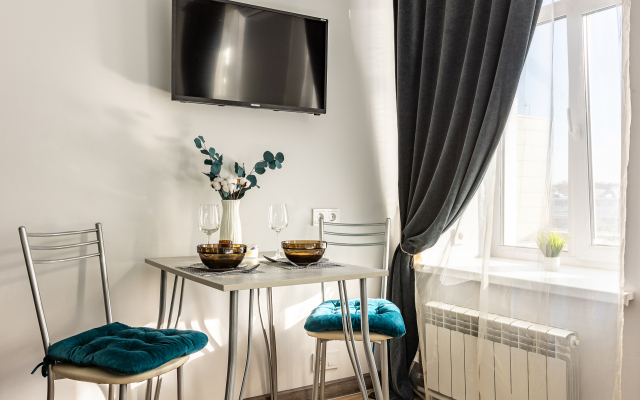Uyutnaya studiya u metro Krasnoselskaya Apartments