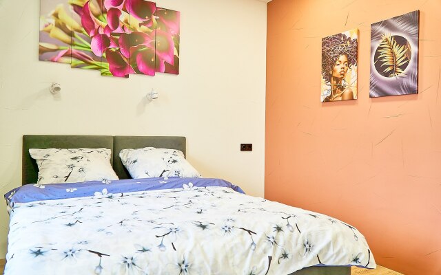 Квартира Дизайнерская Студия