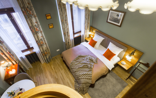 OM Apartments