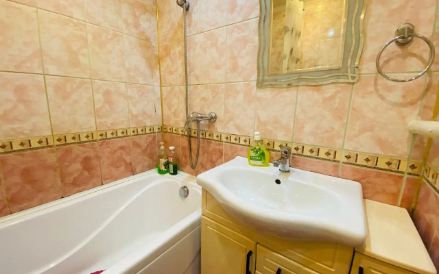 Апартаменты на Северном проезде 7