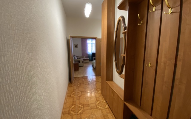 Апартаменты Карла Маркса Центр