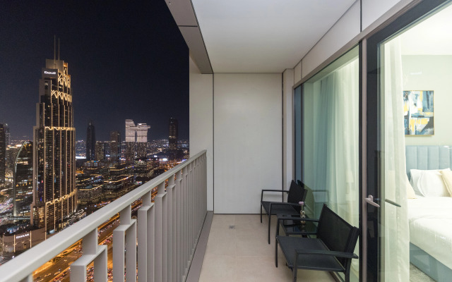 Welcome Home in Downtown Views Apartments