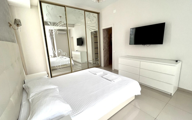 ZHK Kosmos na Avrore Apartments 3