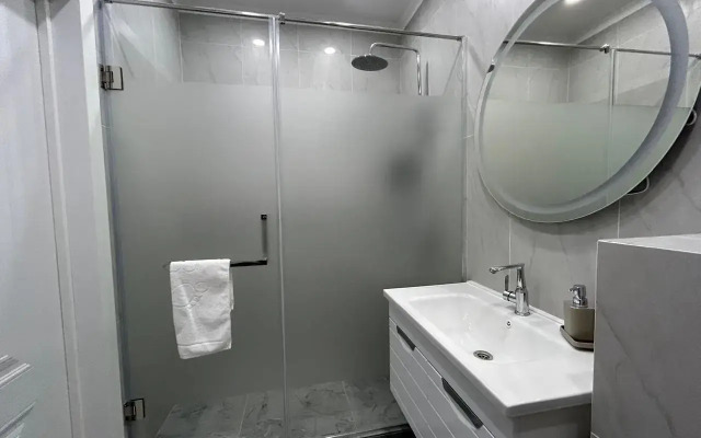 Dlya Dvoikh Zhanym v Serdtse Goroda Apartments