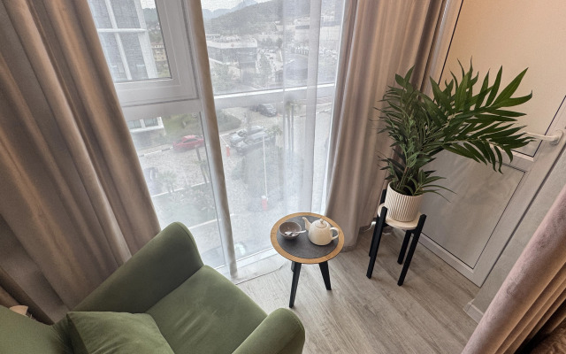 Studiya Trekhmestnaya Zhk Sochi Park Flat