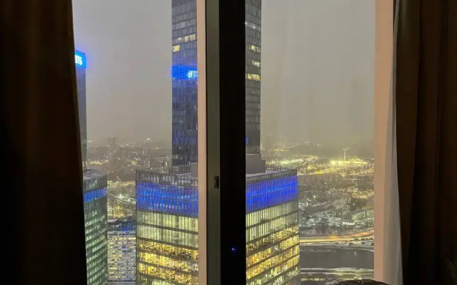 Апартаменты Sky City Moscow Роскошный апартамент с видом на башни на 61 этаже!