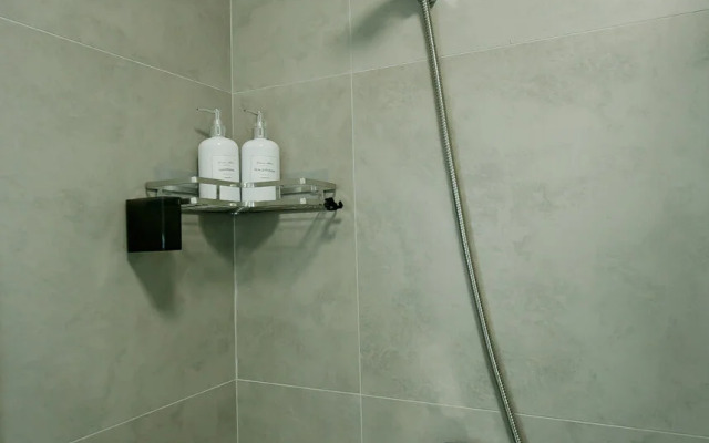 Stilnaya na Iskre Flat