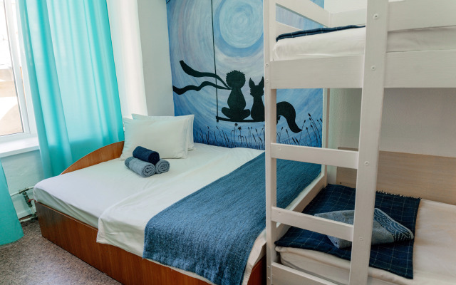 Belyij Hostel