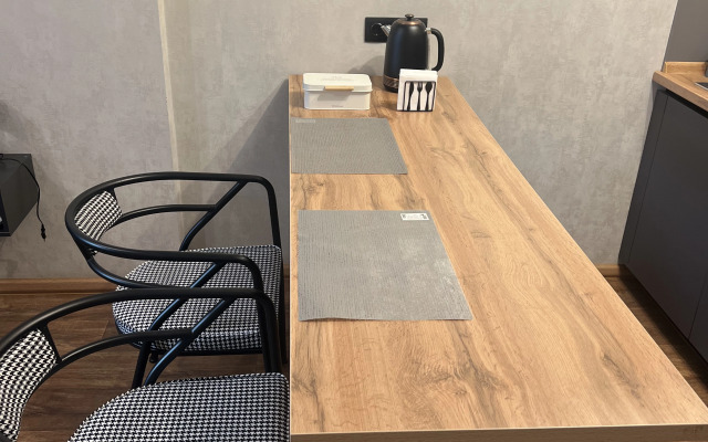 Апартаменты Комфортабельные с Террасой возле Планеты