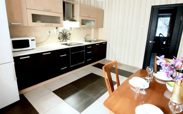 Квартира на Улице Им Разина СТ 54