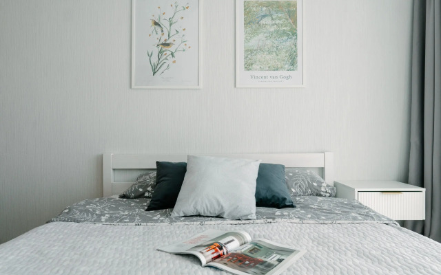 S Sovremennym Dizaynom Studiya + Spalnya Flat