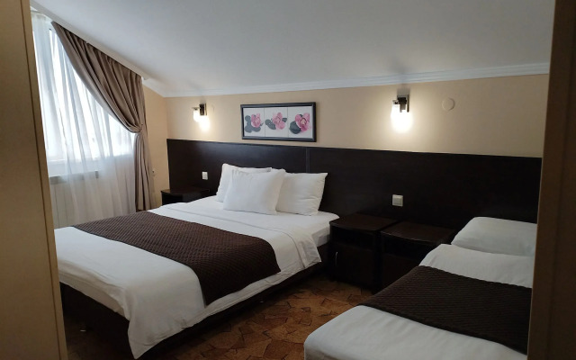 Leto Guest house