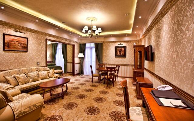 Multi Grand Pharaon Hotel