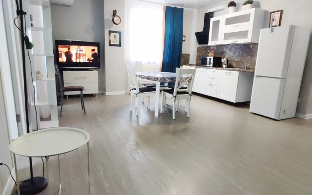 Апартаменты с Видом на Город на Пугачевской улице 5