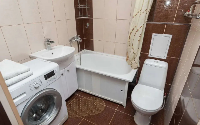 Квартира Виктора Уса 13