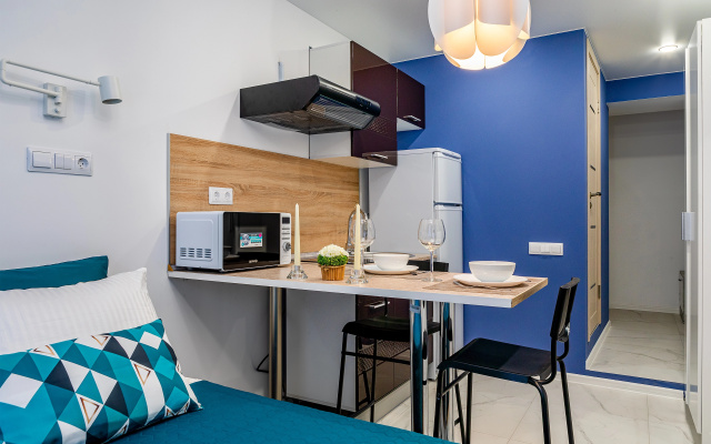 Apartamenty InHome24 v 3-5 minutah hot'by ot ostanovok obsestvennogo transporta