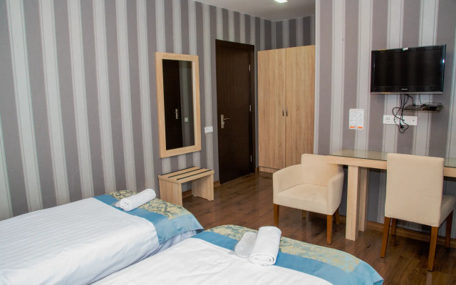 Hotel Edelweiss Hotel