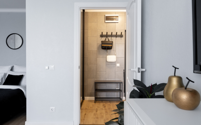 Na Plescheeva 8 Apartments