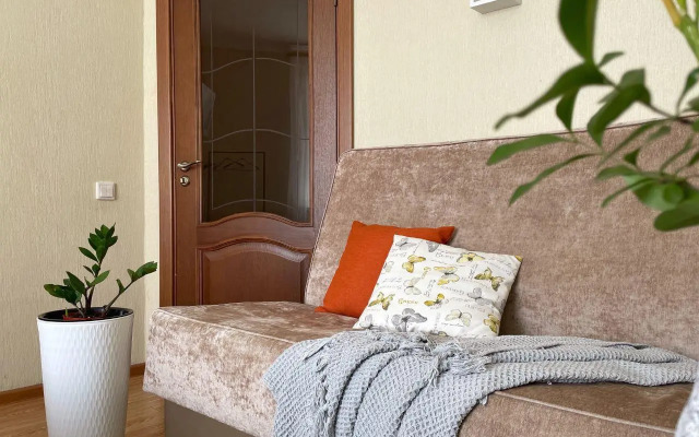 Na Ulitse Ordzhonikidze 91 Flat