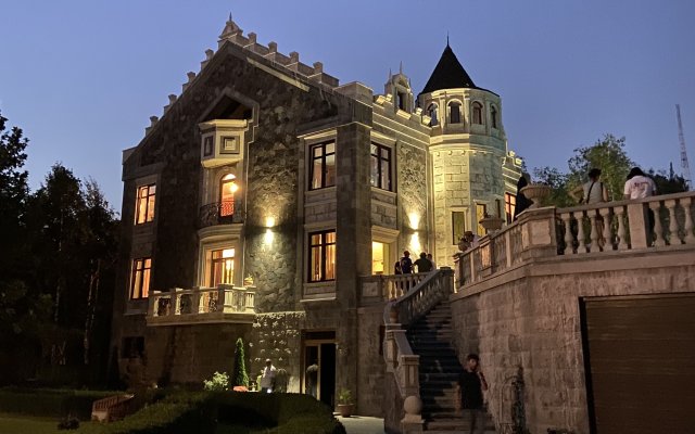 Chateau Gabriel Guest House in Yerevan, Armenia from 128$, photos, reviews - zenhotels.com