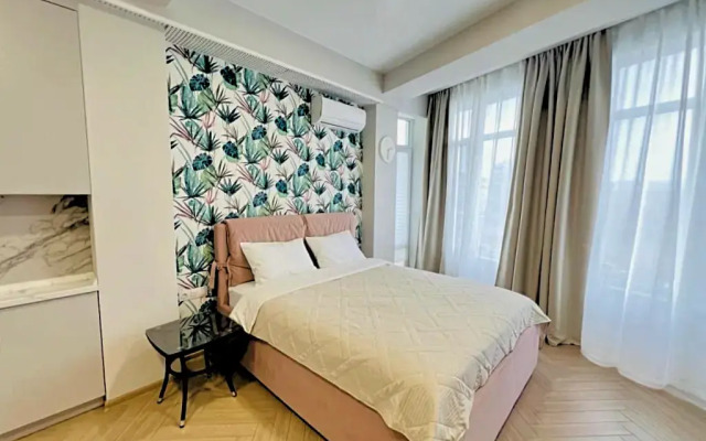 Apartamenty Uyutnaya 3kh Mestnaya Studiya S Balkonom Flat