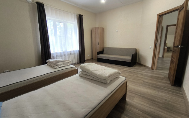 Bolshoy S Baney V Neelovo Private House