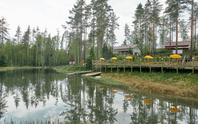 Gostinichno-Kottedzhnyij Kompleks Korobitsyino-Kaskad Hotel