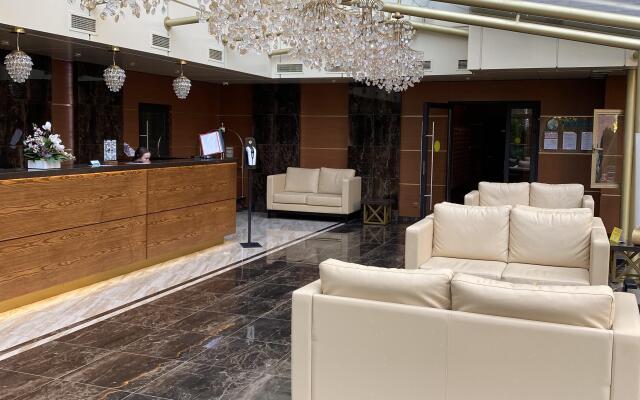 Metropol Apartments