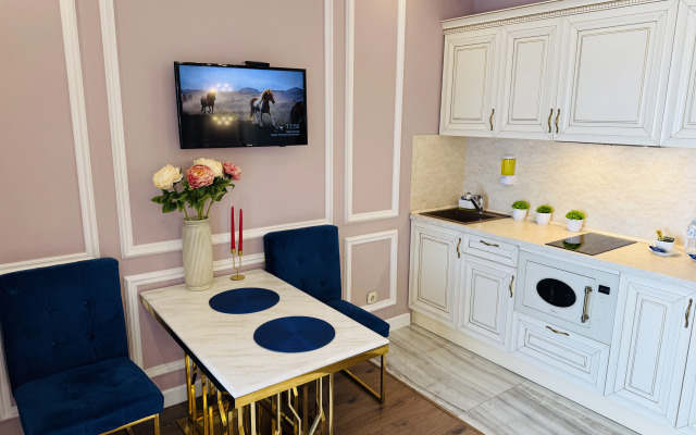 Shikarnye V Tsentre Goroda Apartments