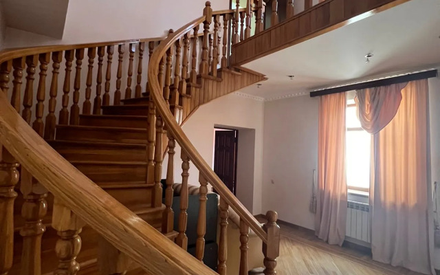 Частный Дом у Моря с 5 Спальными Комнатами на 15 Человек - фото 2