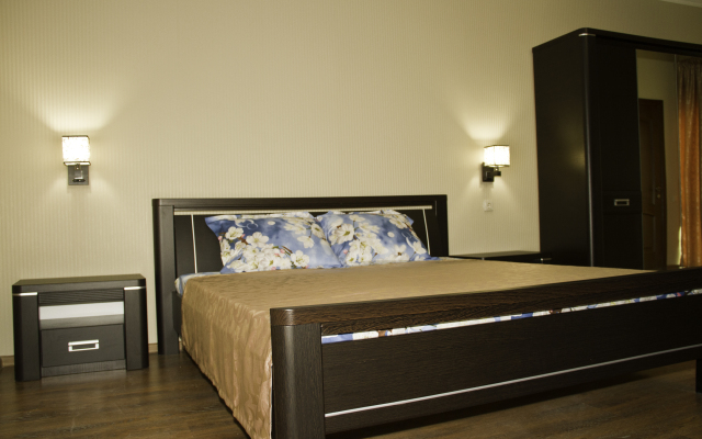 Hotel Medoviy