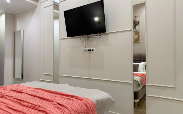 inSochi v samom centre Sochi na Navaginskoj N359 Apartments