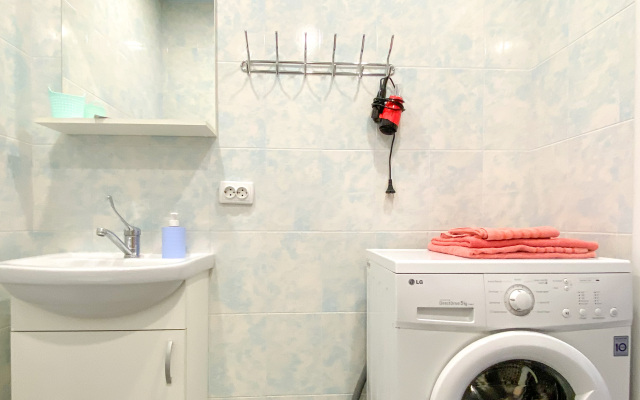Happiness Live in the center of Sevastopol Apartment