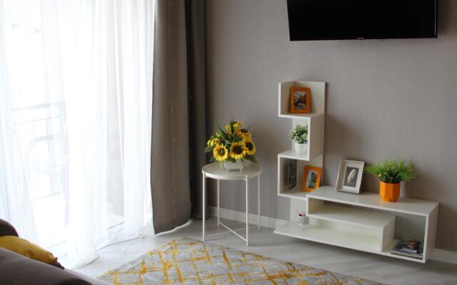 Kvartira-Studiya Apartments