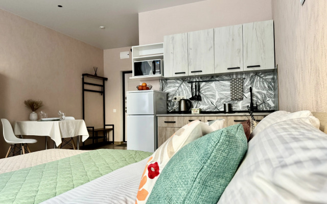 2 Nochi na Berezovoy allee 19/1 Flat
