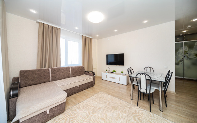 V Industrialnom Rayone Flat