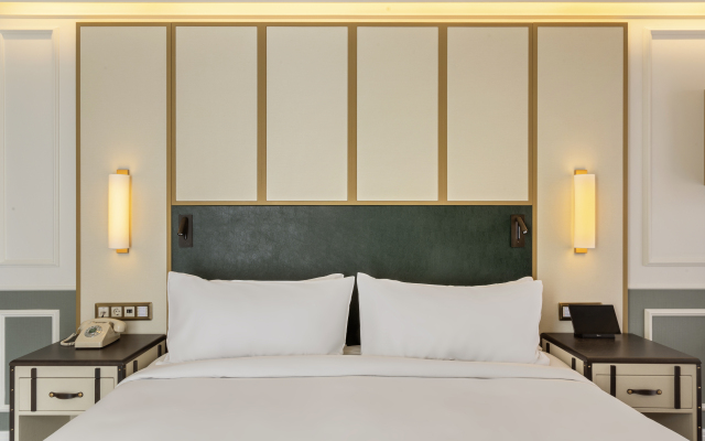 The Emerald House Lisbon, Curio Collection By Hilton