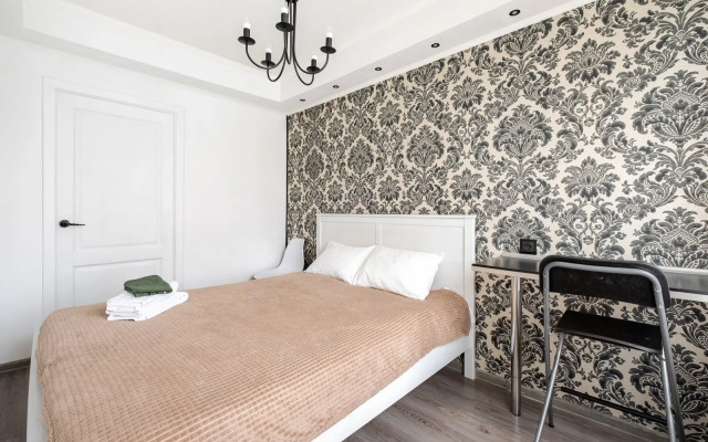U Metro Zvezdnaya Apartments