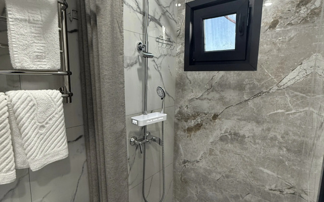 BoxHouse Guest house