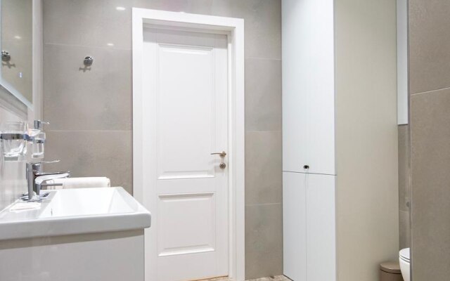 Апартаменты Небо Первая Линия 17