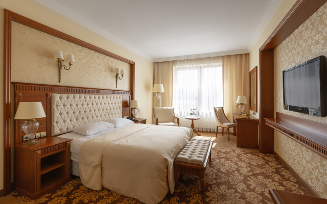 President Hotel