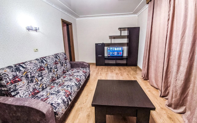 Квартира Двухкомнатная на Набережной Реки