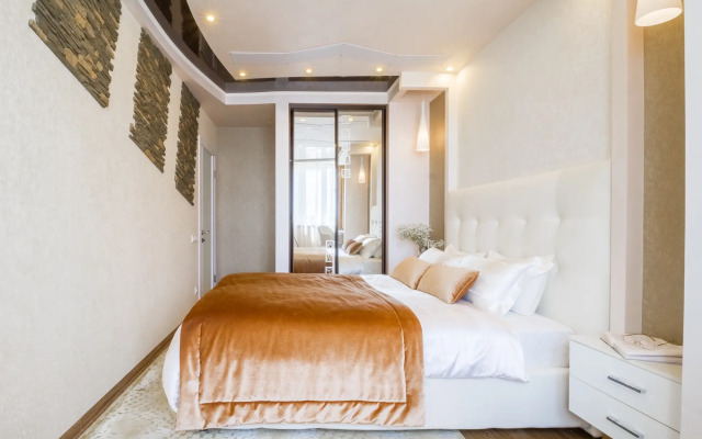 Prekrasnaya 2-kh komnatnaya ryadom s plyazhem Aleksino Flat