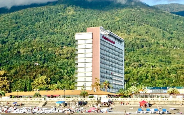 V Tsentre Goroda Flat