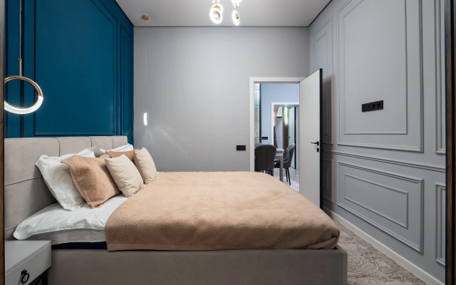 Апартаменты Трехкомнатные стильные возле Меги