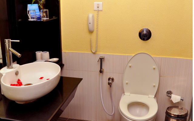 Gokulam Park Sabari OMR Hotel