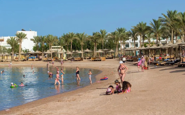 Hostgool Beach Mirage Bay Resort & Aqua Park Resort