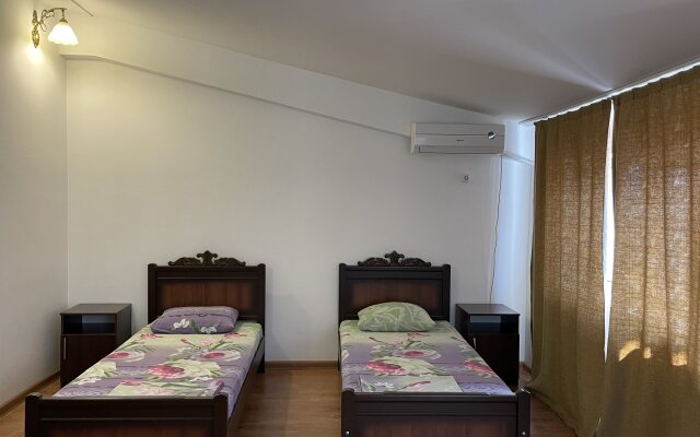 Markaz Hotel