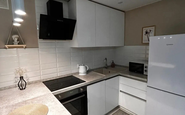Shikarnaya studiya v Arbekovo Flat